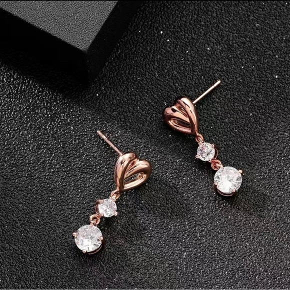 Heart Rose Gold  Crystal Drop Earrings - Picture 4 of 9